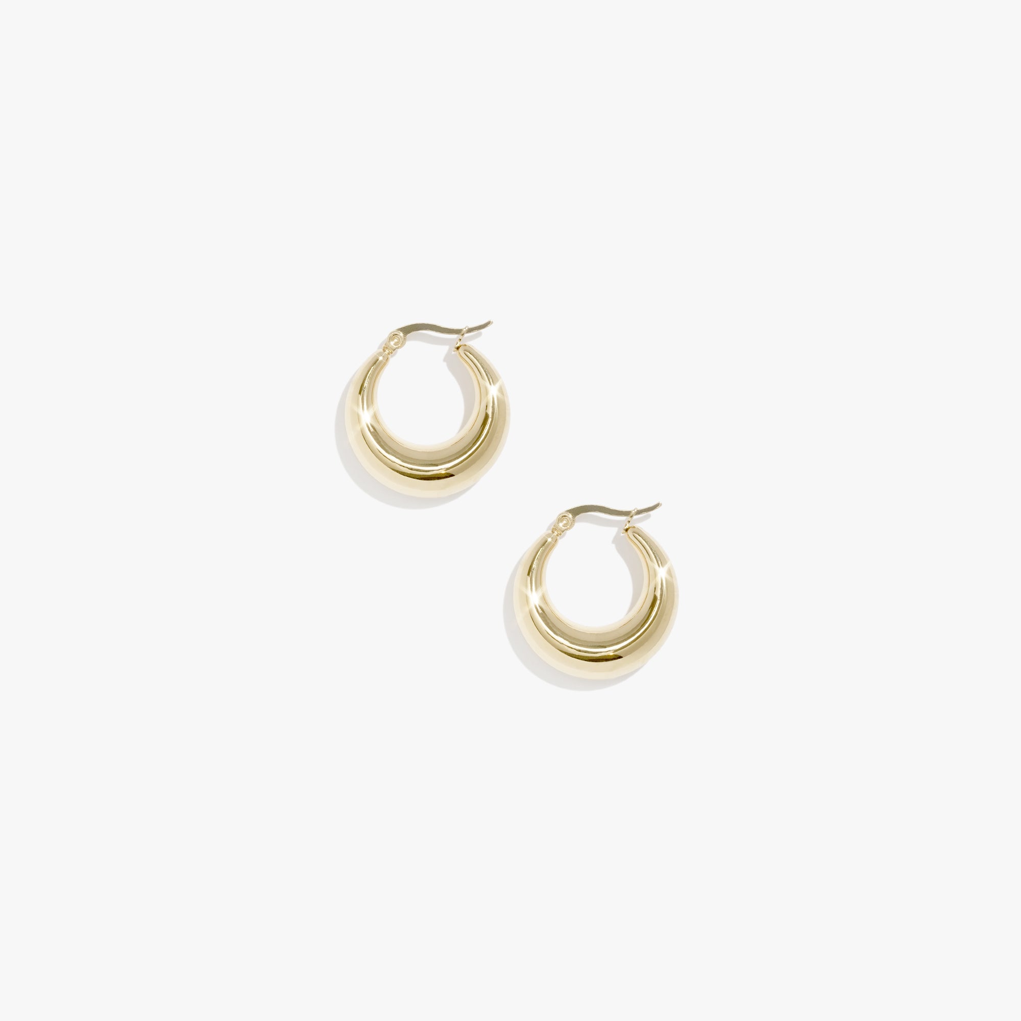 Waterproof Hollow Crescent Hoop main image 0