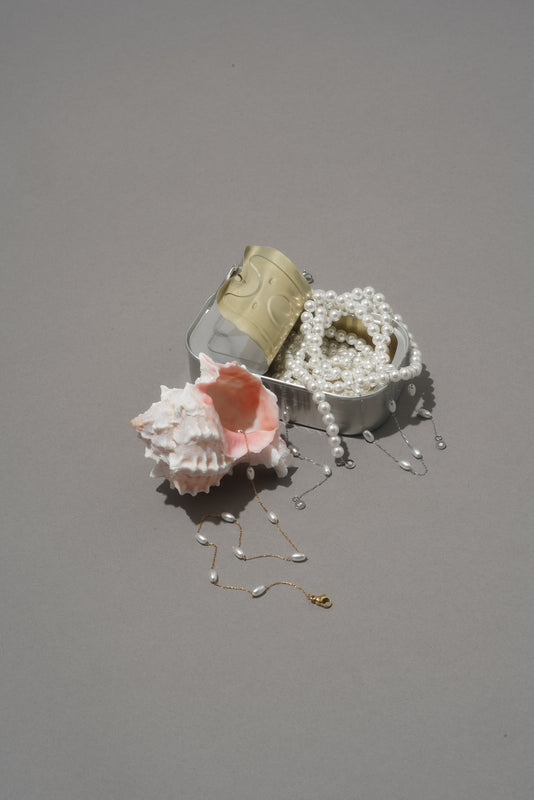 Ready-Made Venus Pearl Bundle lifestyle