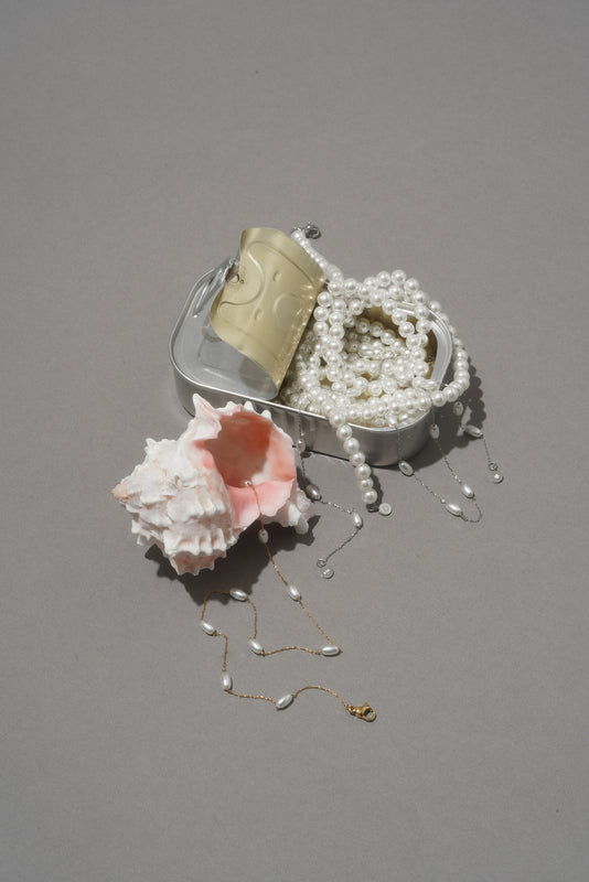 Ready-Made Venus Pearl Bundle lifestyle