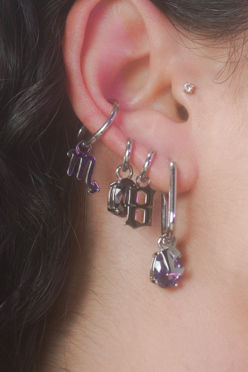 in the wild — number 8 stack close-up, silver
