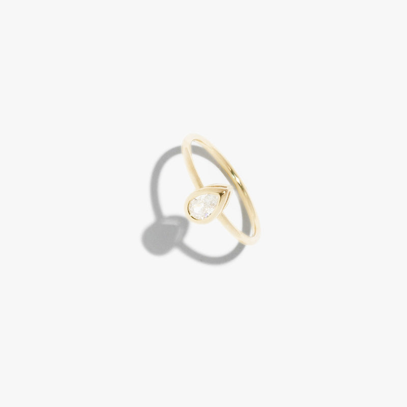 Diamante Teardrop Bezel Ring #pdp