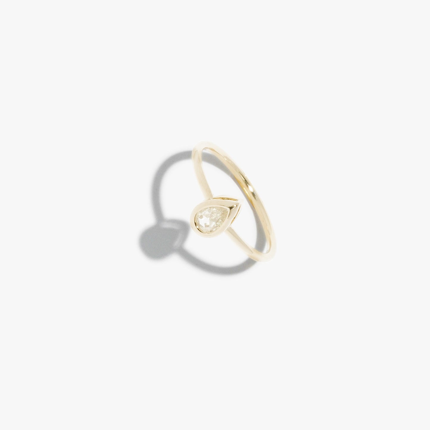 Canary Teardrop Bezel Ring #pdp
