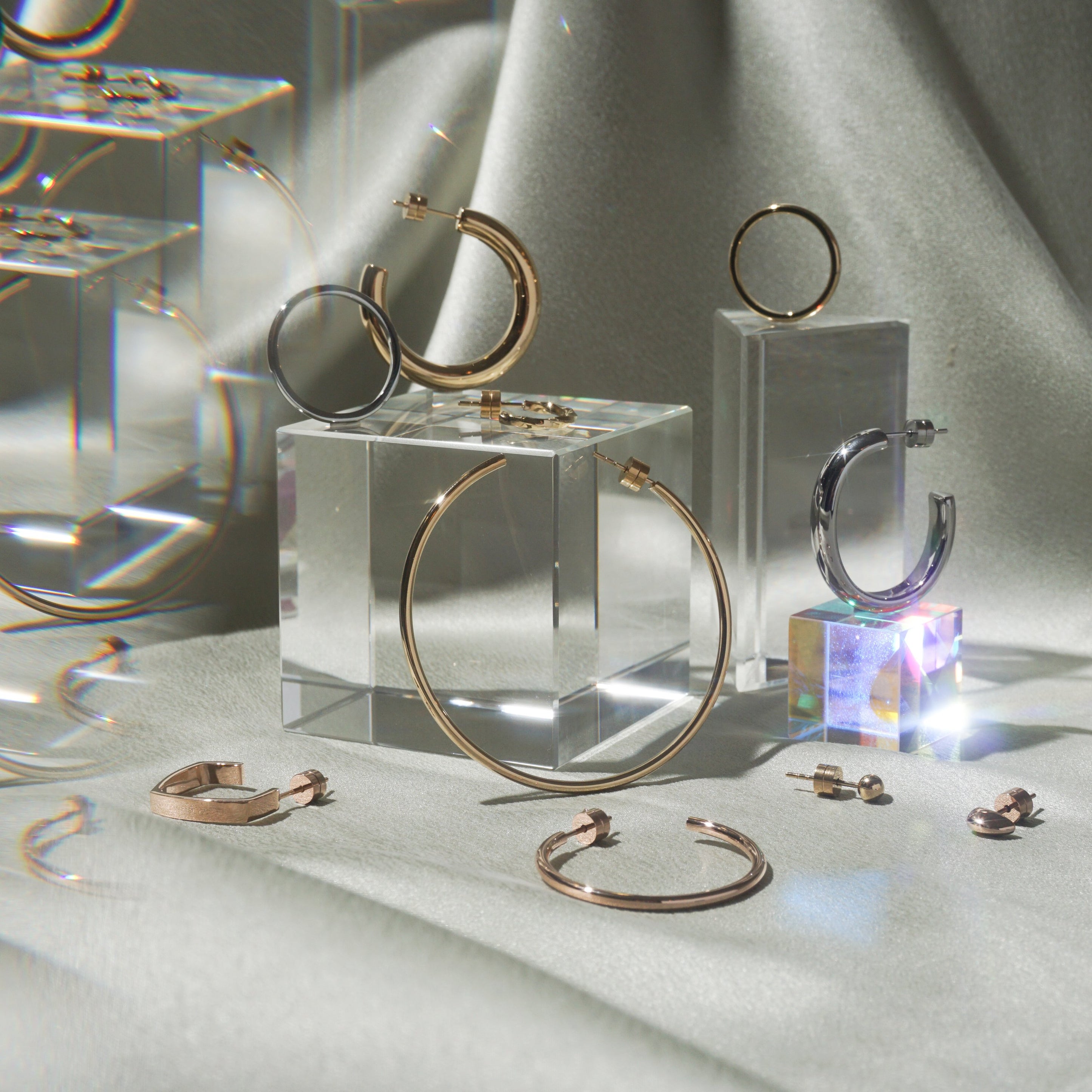 Saturn Thin Ring – Ready-Made